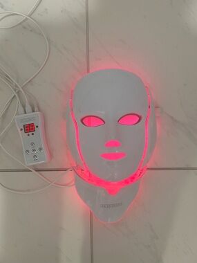 LED Aesthetics Red Light Mask